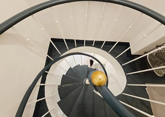 Walk To Seine Louvre פריז